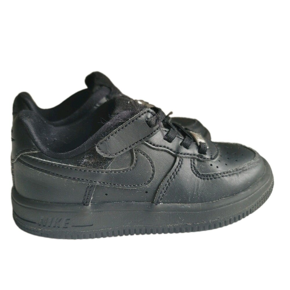 Nike Air Force 1 Low Easy On Black Boys Size 10.5 Unisex Sneaker